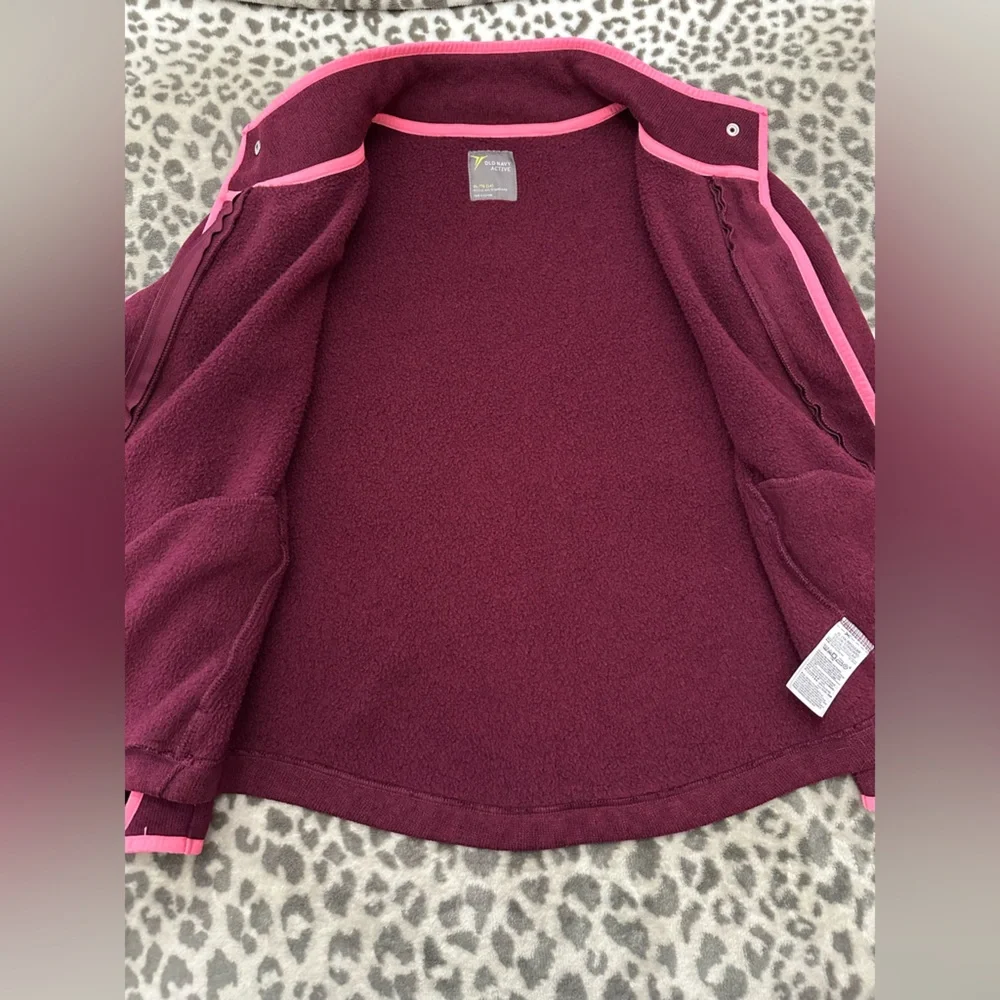 Old Navy Active Studio Wrap Jacket in Winter Wine Size XL 14 Regular Girls